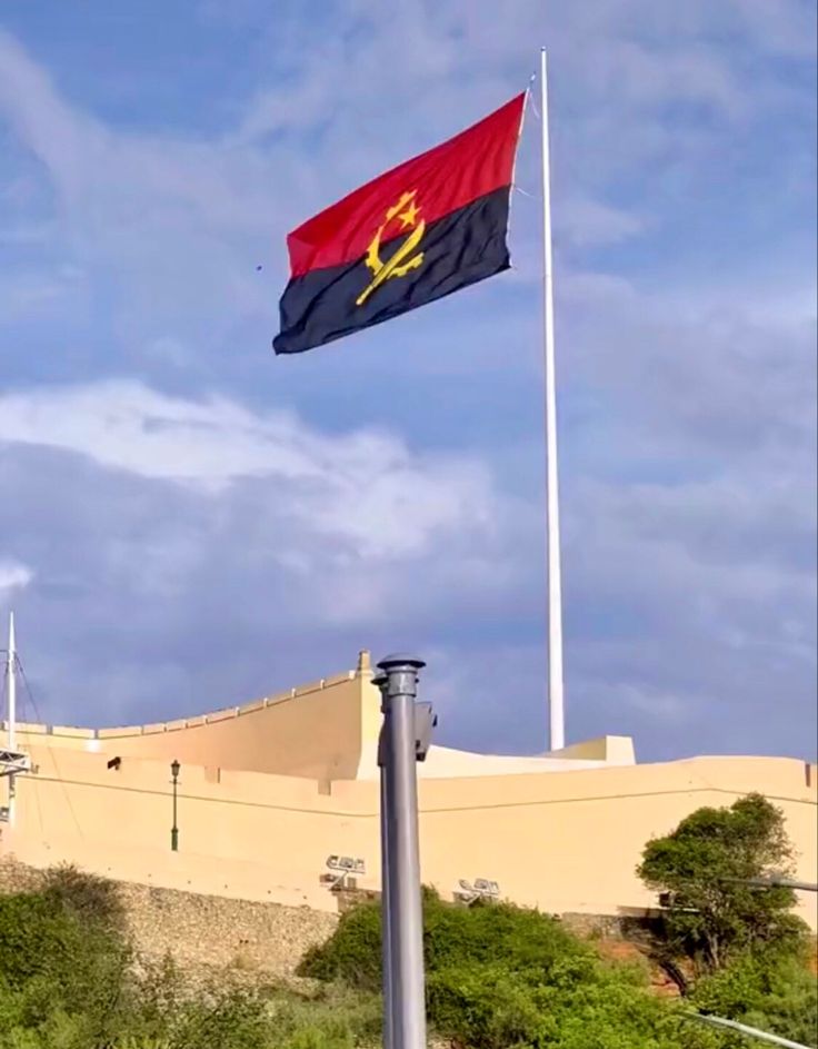 58b00bb6 f792 4684 89e1 26ca3179bcc4